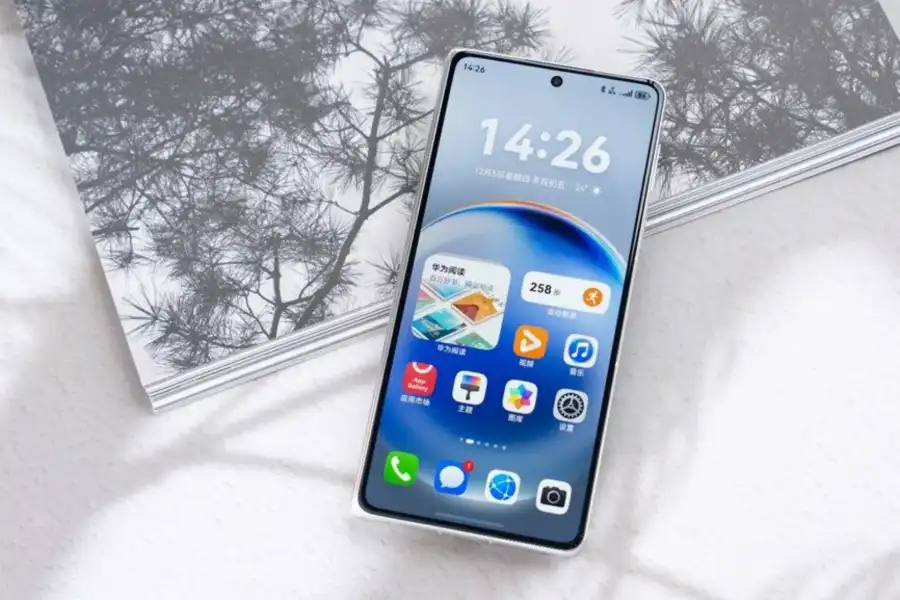 Huawei Mate X6: Foldable Screen Future is Here!