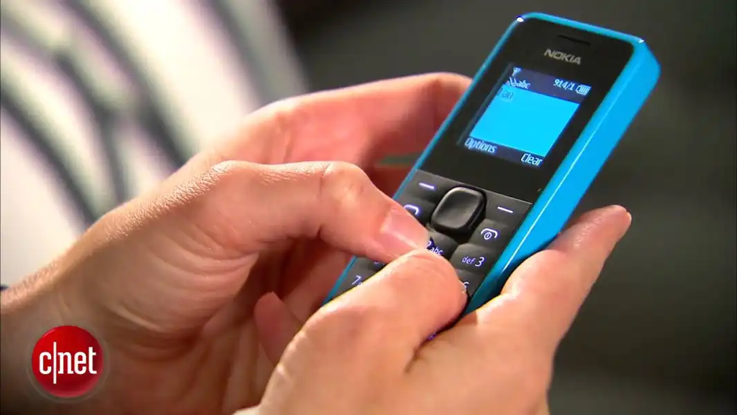 Nokia 105 (2016): Simple, Reliable Feature Phone